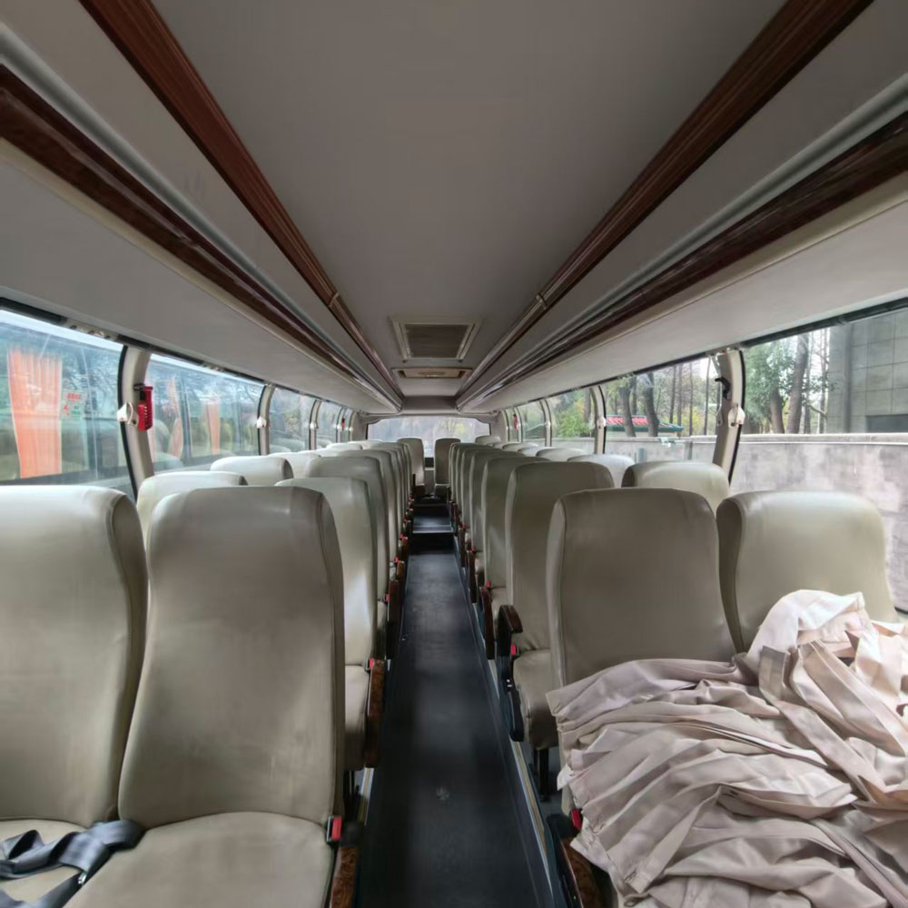 Bus Diesel Pemuda Bekas 10m