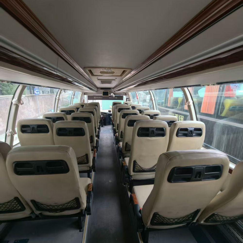 Bus Diesel Pemuda Bekas 10m