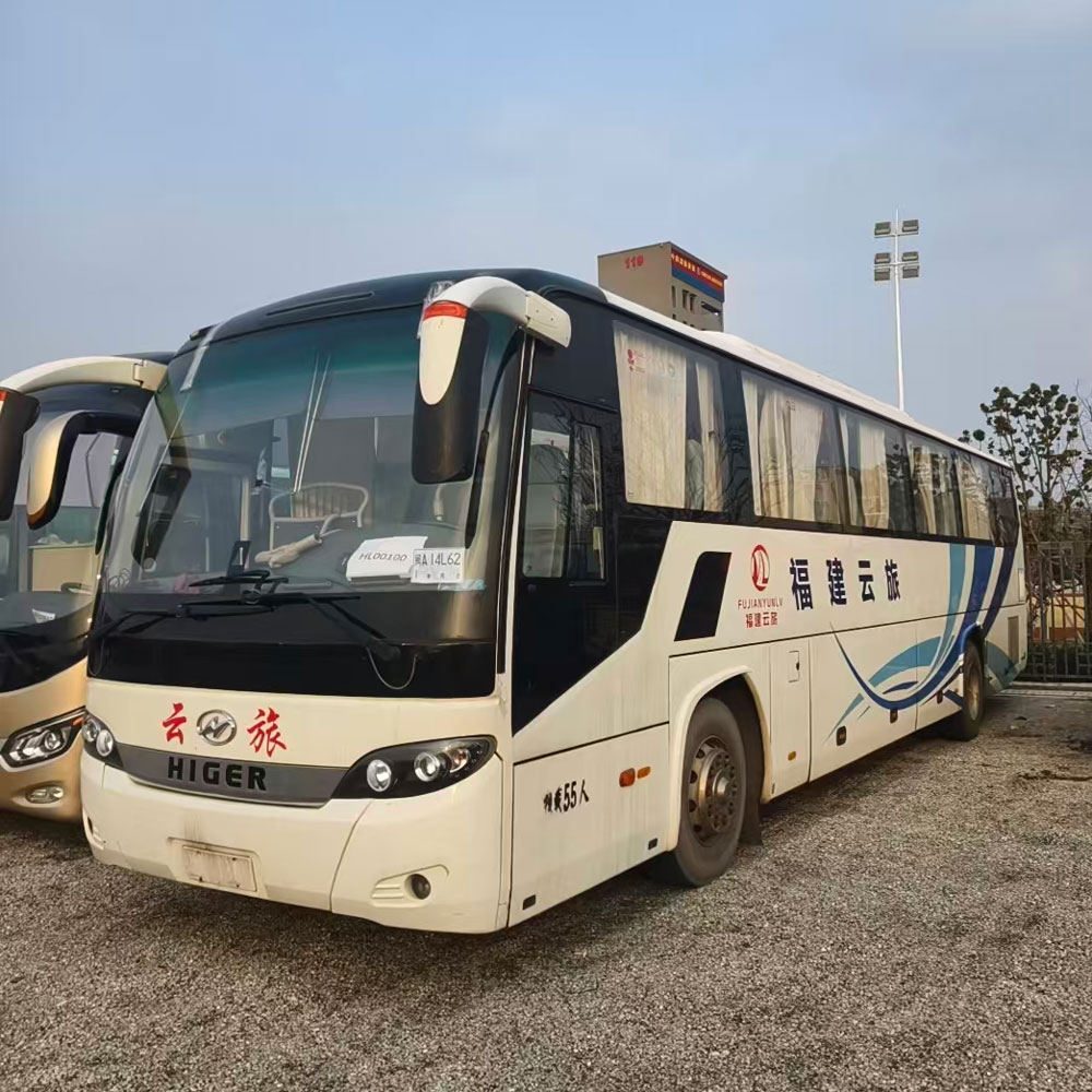 Bus Bekas Diesel Hagrid 55 Kursi