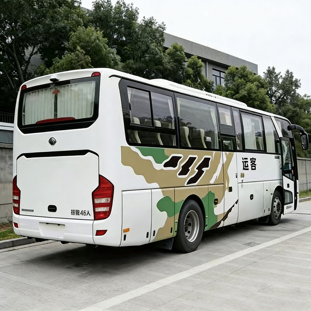 Bus Bekas Diesel Zhongtong 46 Kursi