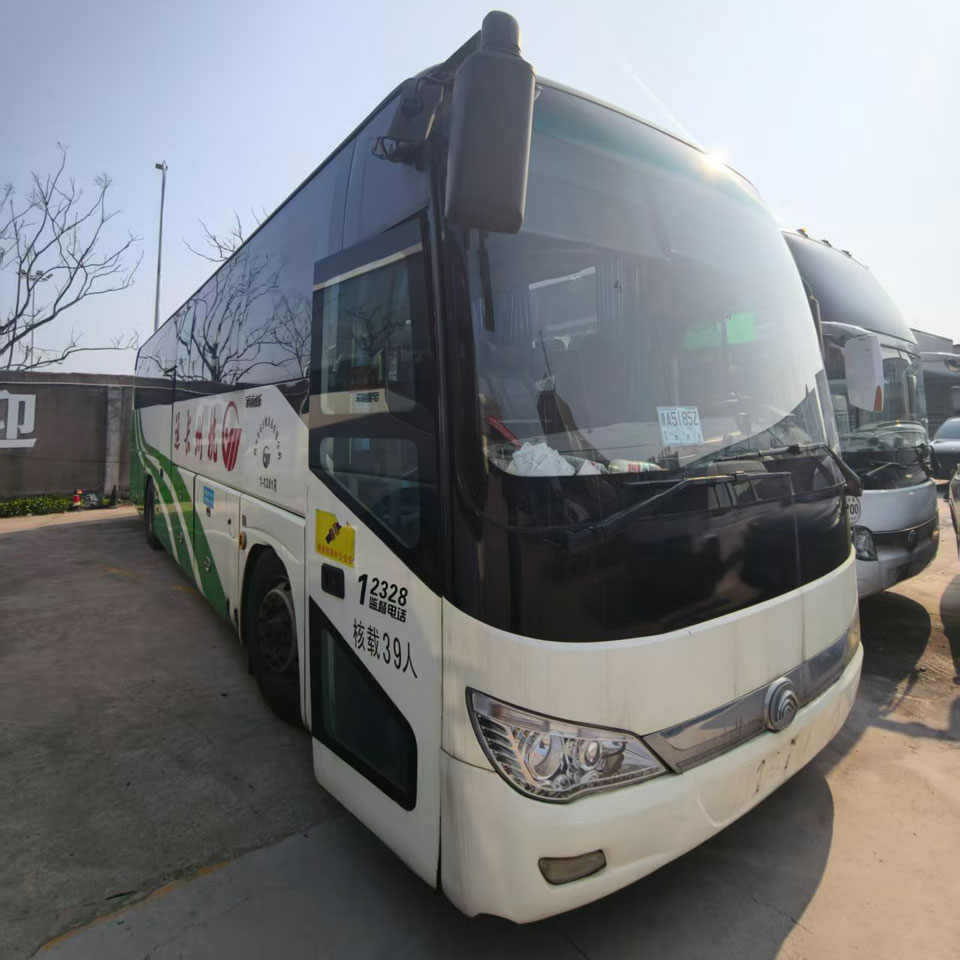 Bus Bekas Yutong 11m Diesel