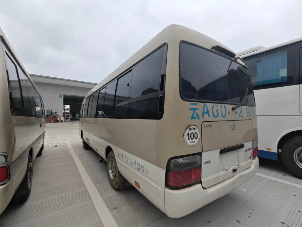 Bus Bensin Bekas 20 Kursi