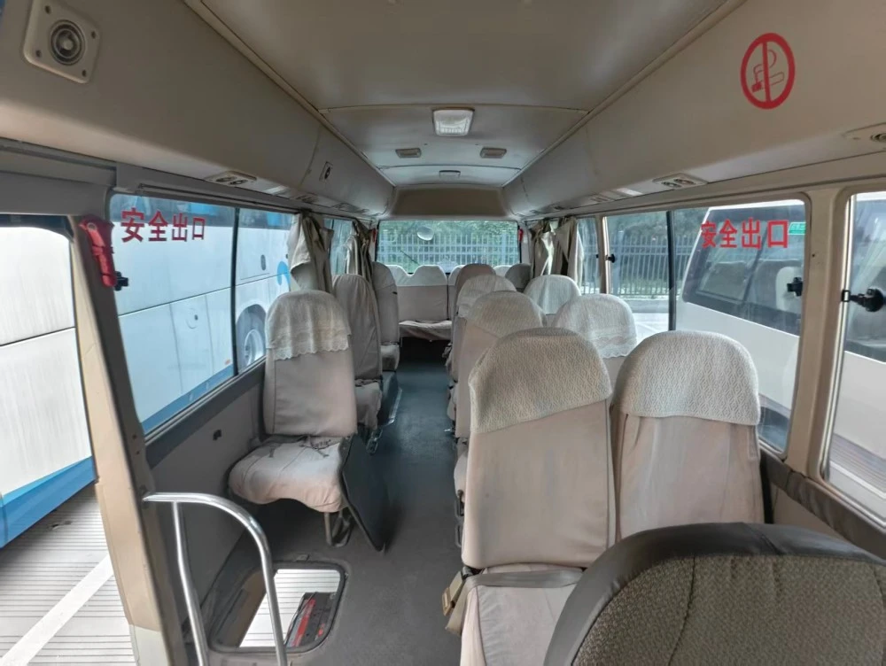 Bus Bensin Bekas 20 Kursi