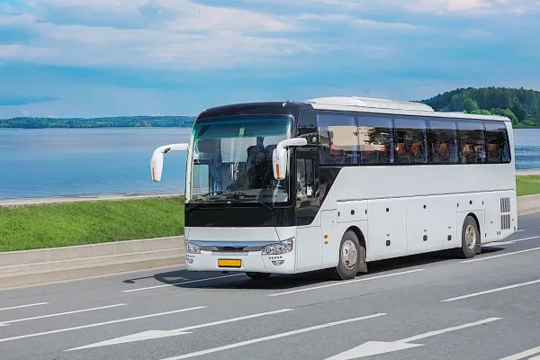 Panduan menghindari jebakan perdagangan bus bekas