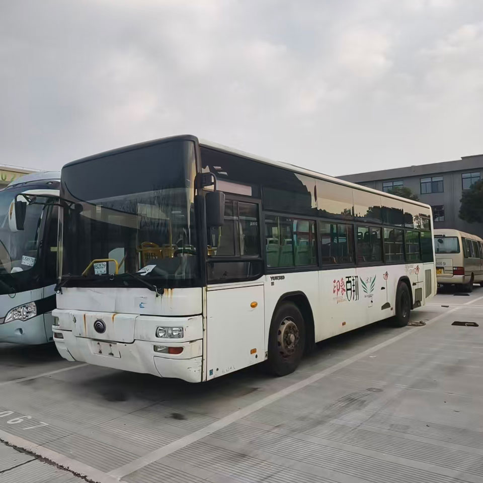 Bus Bekas Yutong 34 Kursi