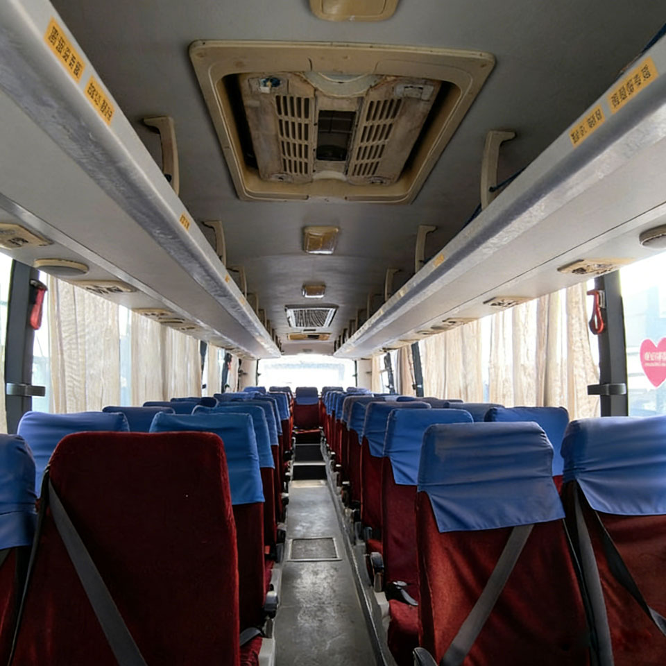 Bus Diesel Bekas 45 Kursi