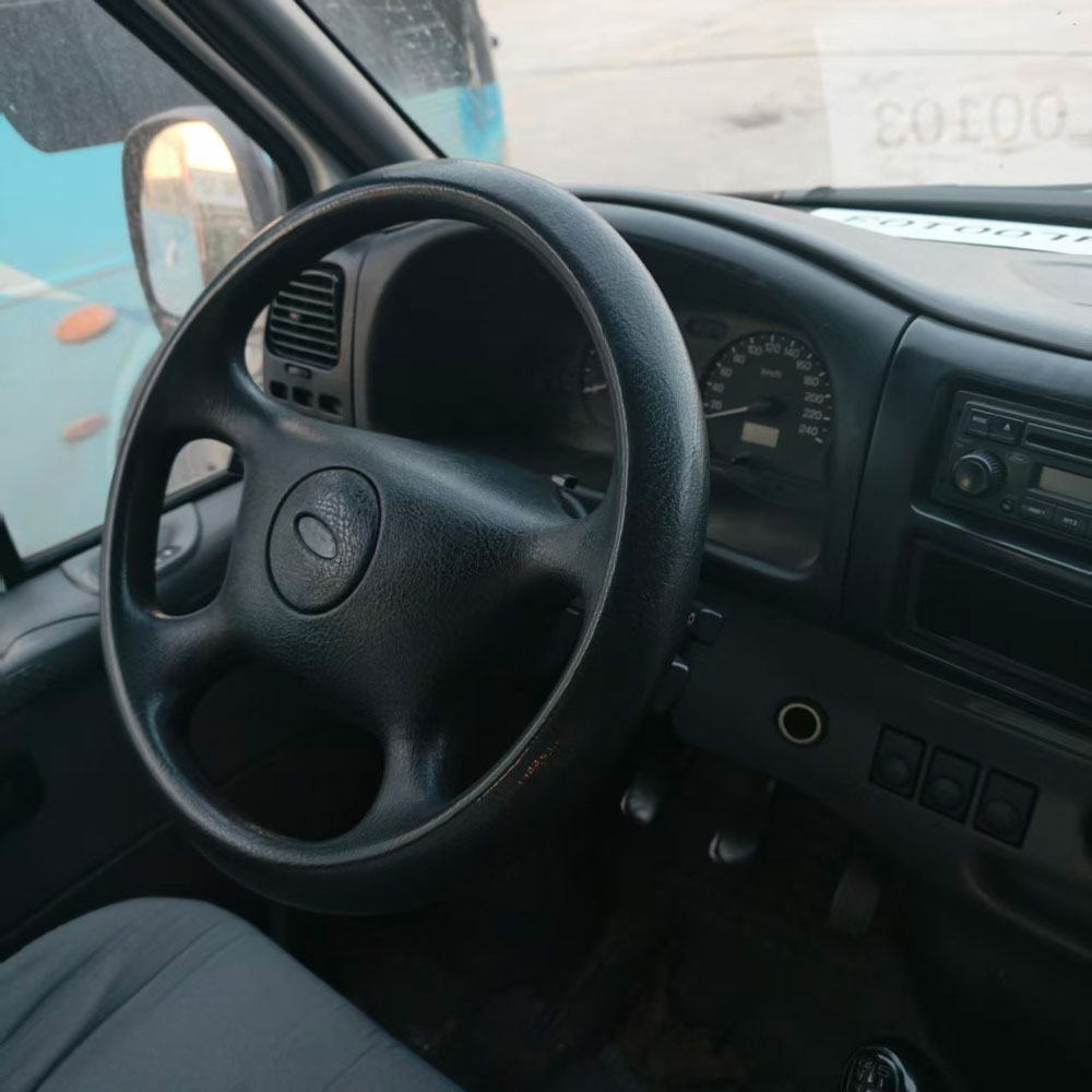 Bus Bekas Diesel Jiangling 15 Kursi