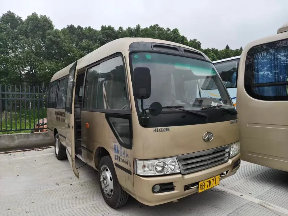 Bus Diesel Bekas Lebih Tinggi 6m