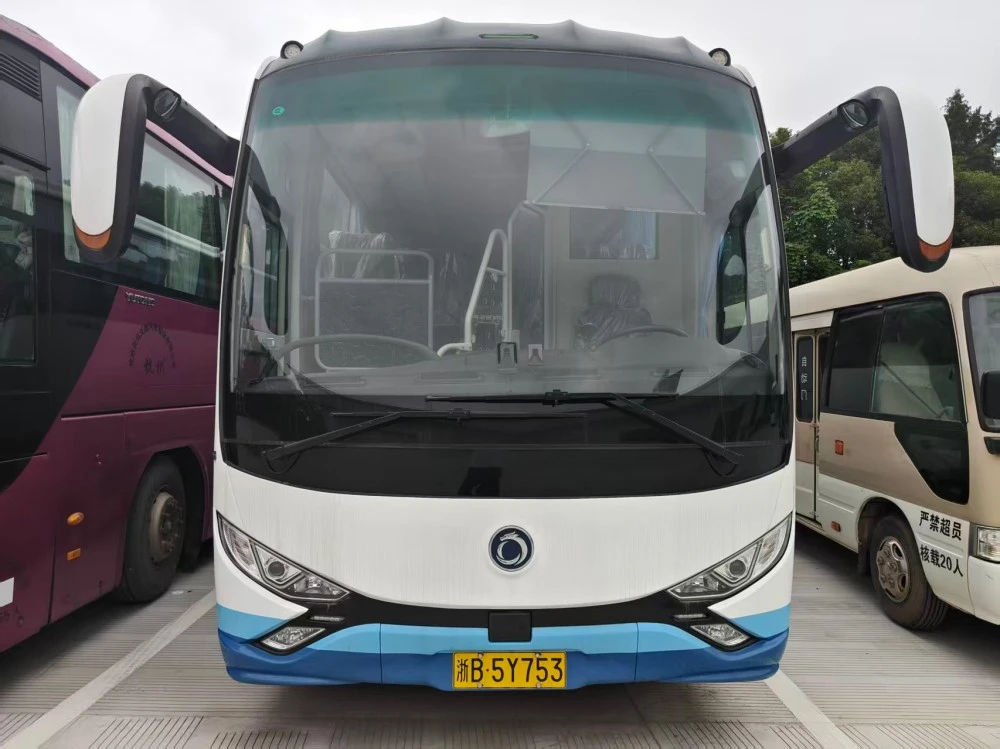 Bus Diesel Bekas Shenlong 12m